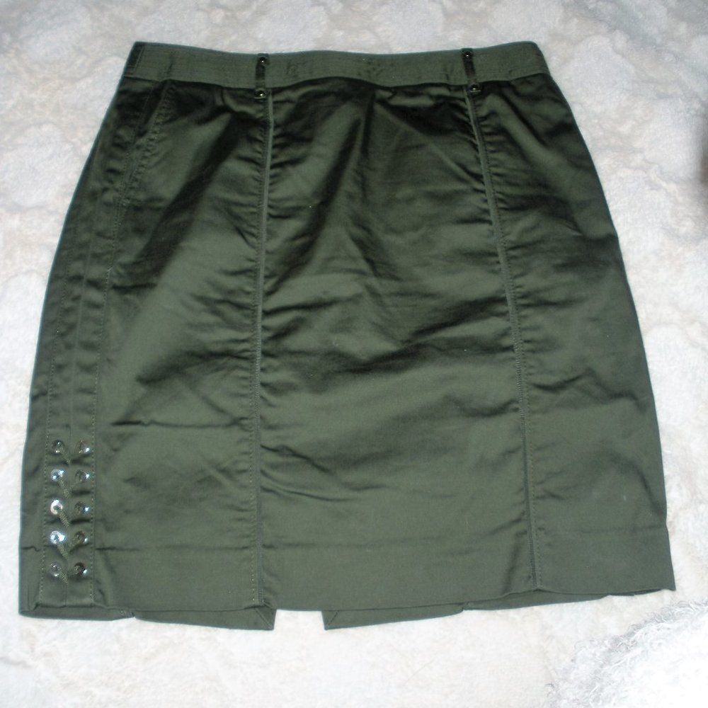 White house Black Market Green Khaki Skirt silver grommet accents